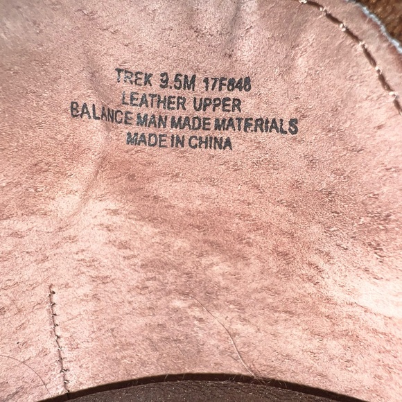 OTBT Women's Trek Booties. Size 9.5 - Picture 7 of 7